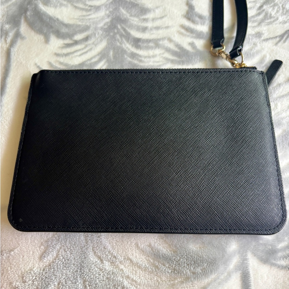 Kate Spade Black Tinie Laurel Way wristlet. - Picture 3 of 3